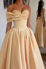 Off-Shoulder Sweetheart Satin Boned Corset A-Line Ball Gown Sweep Train Formal Prom Dress