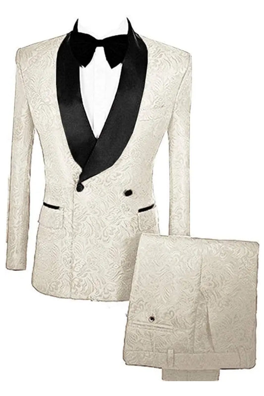 Off-White Double Breasted Jacquard Elegant Groom's Suit With Velvet Lapel