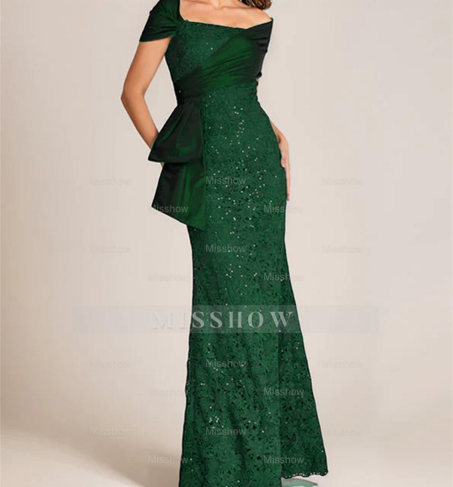 Off-the-Shoulder Lace Trumpet/Mermaid Mother of the Bride Dresses Featuring Applique & Beading