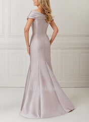 Off-the-Shoulder Satin Mother of the Bride Trumpet/Mermaid Dresses Featuring Applique & Beading