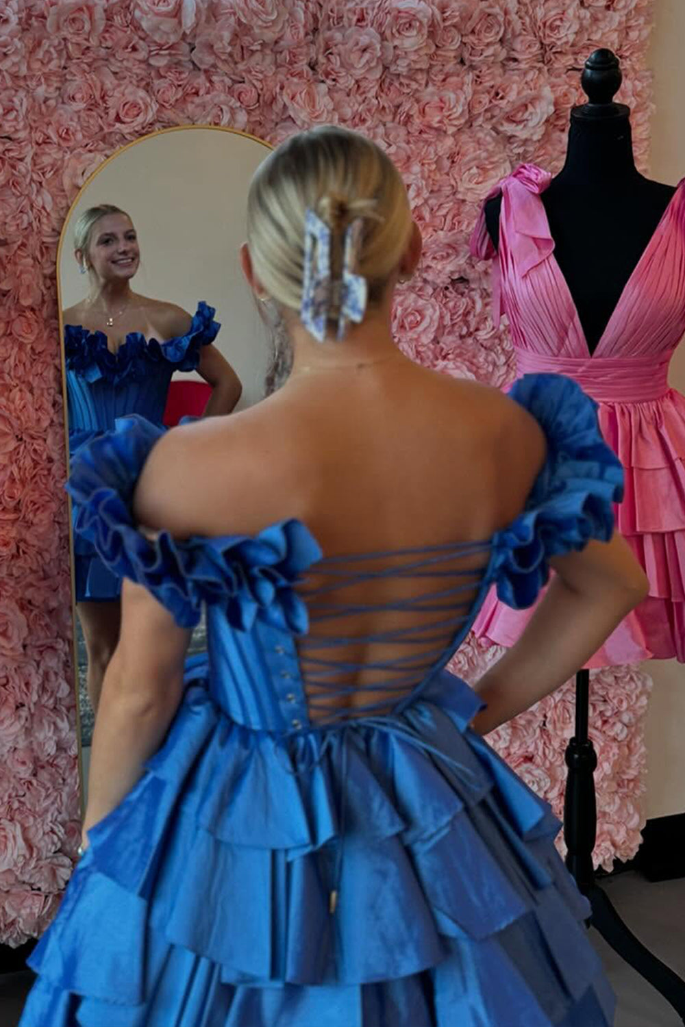 Off-the-Shoulder Sweetheart Dramatic Ruffle Sleeve Satin Boned Corset Lace-Up Multi-Tier Ruffle Flared A-Line Short Homecoming Dress