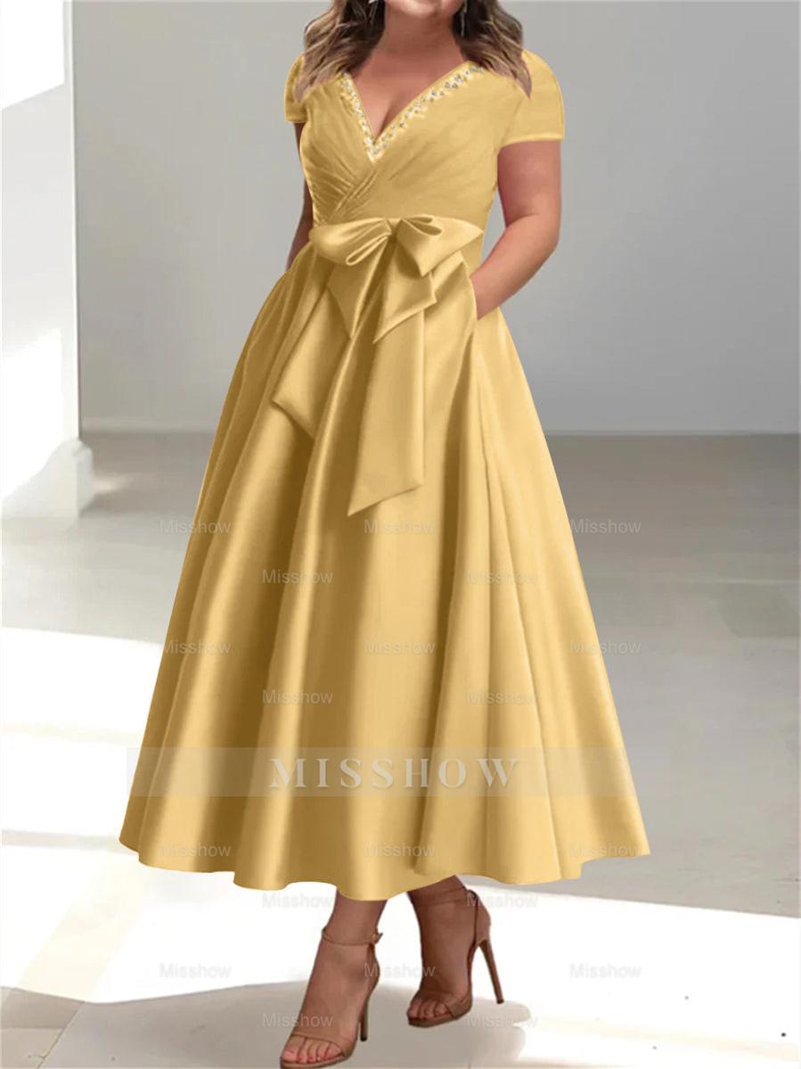 Plus Size Mother of the Bride A-Line Princess V-Neck Dress with Pockets and Ruffles