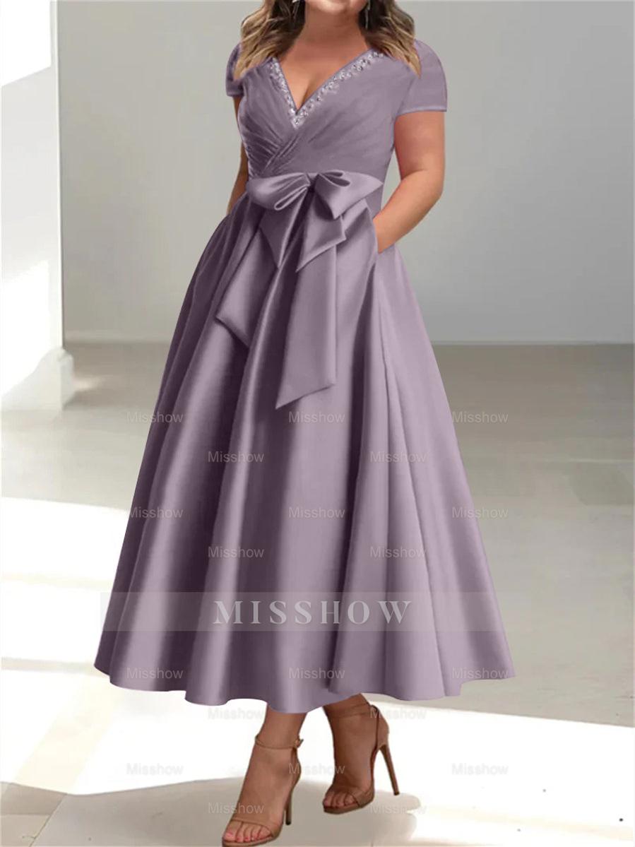 Plus Size Mother of The Bride A-Line Princess V-Neck Dress with Pockets and Ruffles Plus Size Mother of The Bride A-Line Princess V-Neck Dress with Pockets and Ruffles