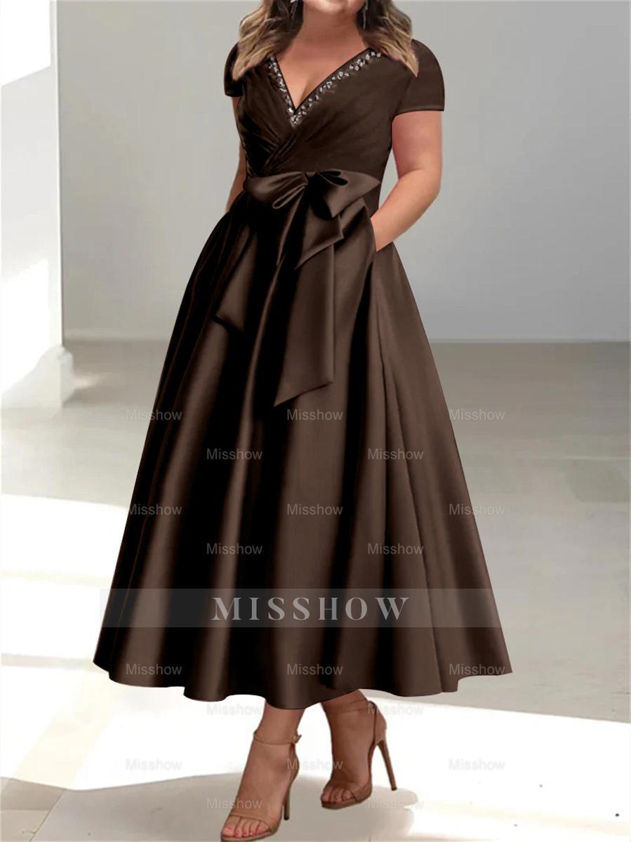 Plus Size Mother of the Bride A-Line Princess V-Neck Dress with Pockets and Ruffles
