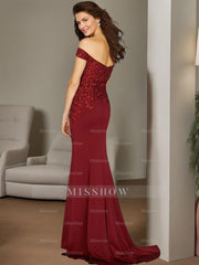 Plus Size Off-the-Shoulder Beaded Trumpet/Mermaid Mother of the Bride Gown Floor-Length