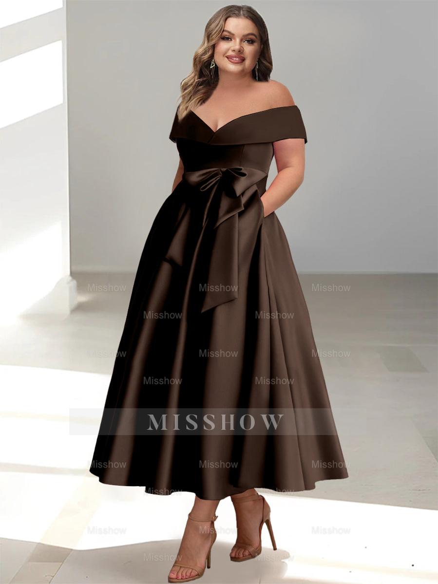 Plus Size Off-the-Shoulder Sleeveless A-Line/Princess Mother of the Bride Ankle-Length Dress with Pockets