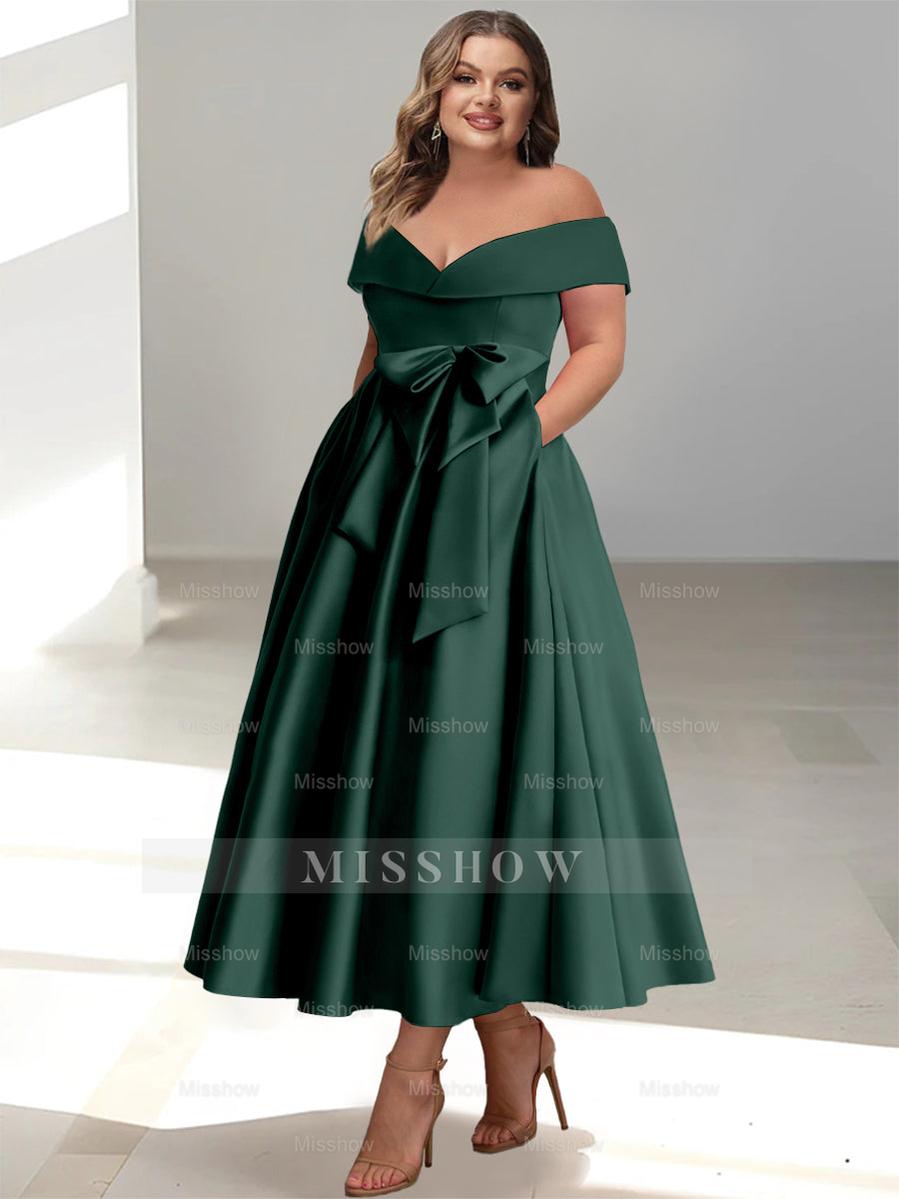 Plus Size Off-the-Shoulder Sleeveless A-Line/Princess Mother of the Bride Ankle-Length Dress with Pockets