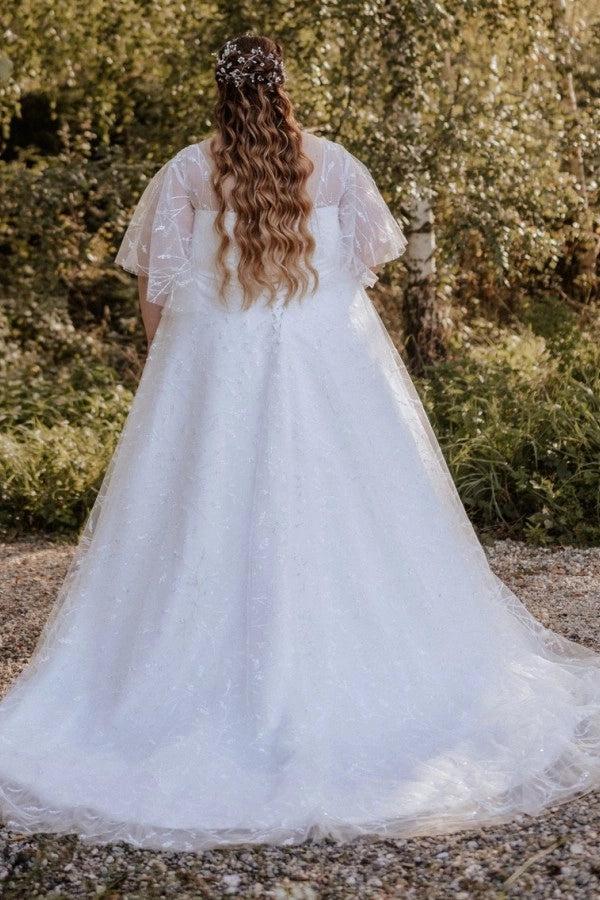 White v-neck applique A-line wedding dress