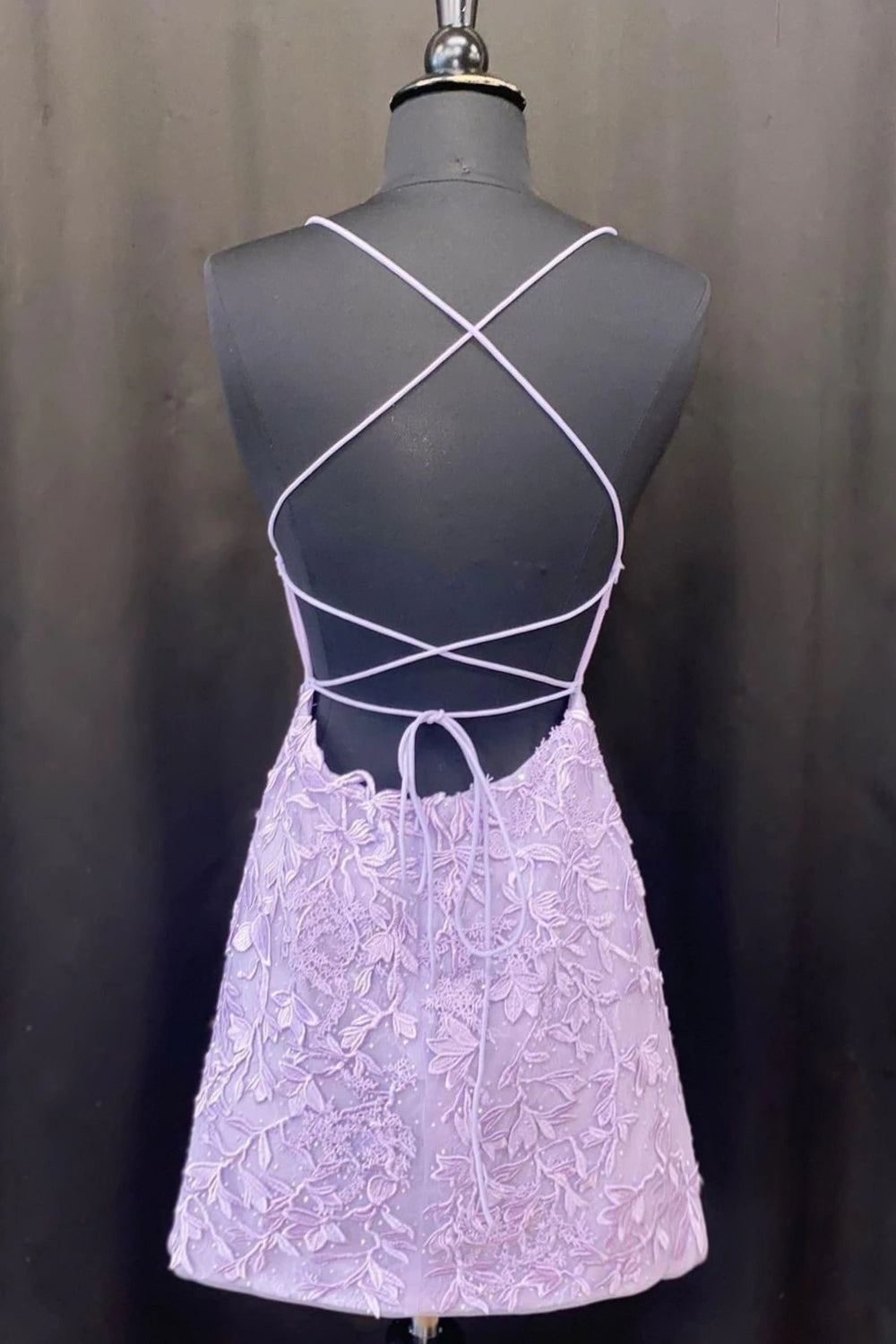 Purple Spaghetti Straps Bodycon Short Homecoming Dress with Appliques