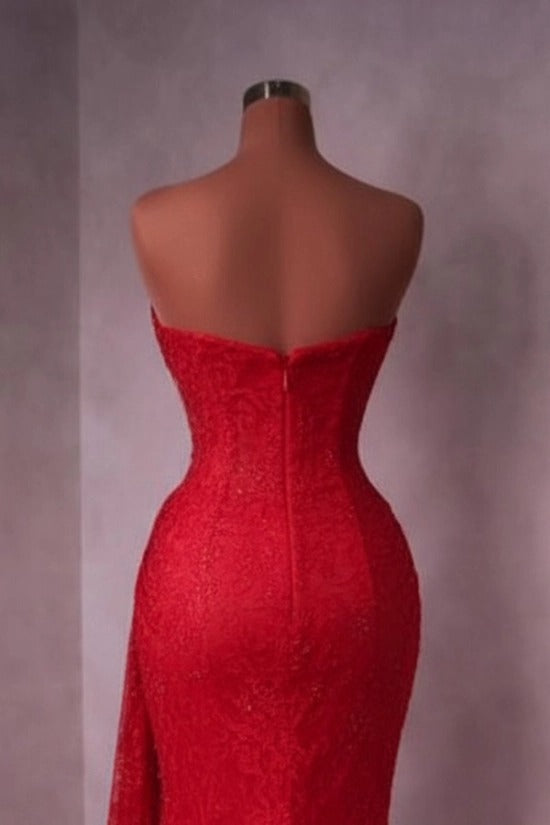 Red Lace Mermaid Evening Dress Strapless Sweetheart Corset Ruched Lace Overlay Formal Gown with Sweep Train