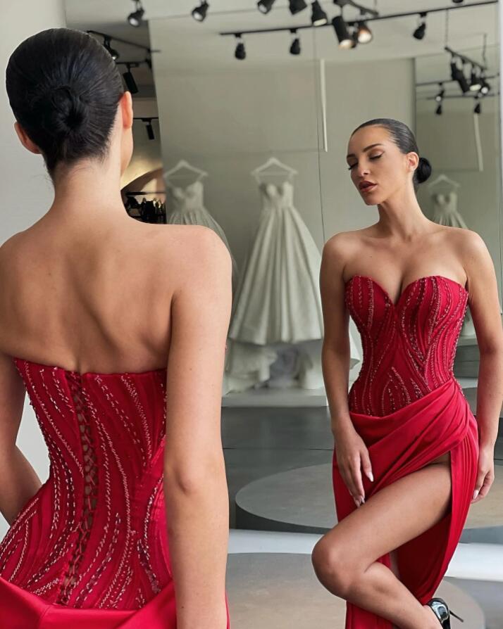 Red Sweetheart Sleeveless Long Formal Dress Mermaid Beadings With High Split