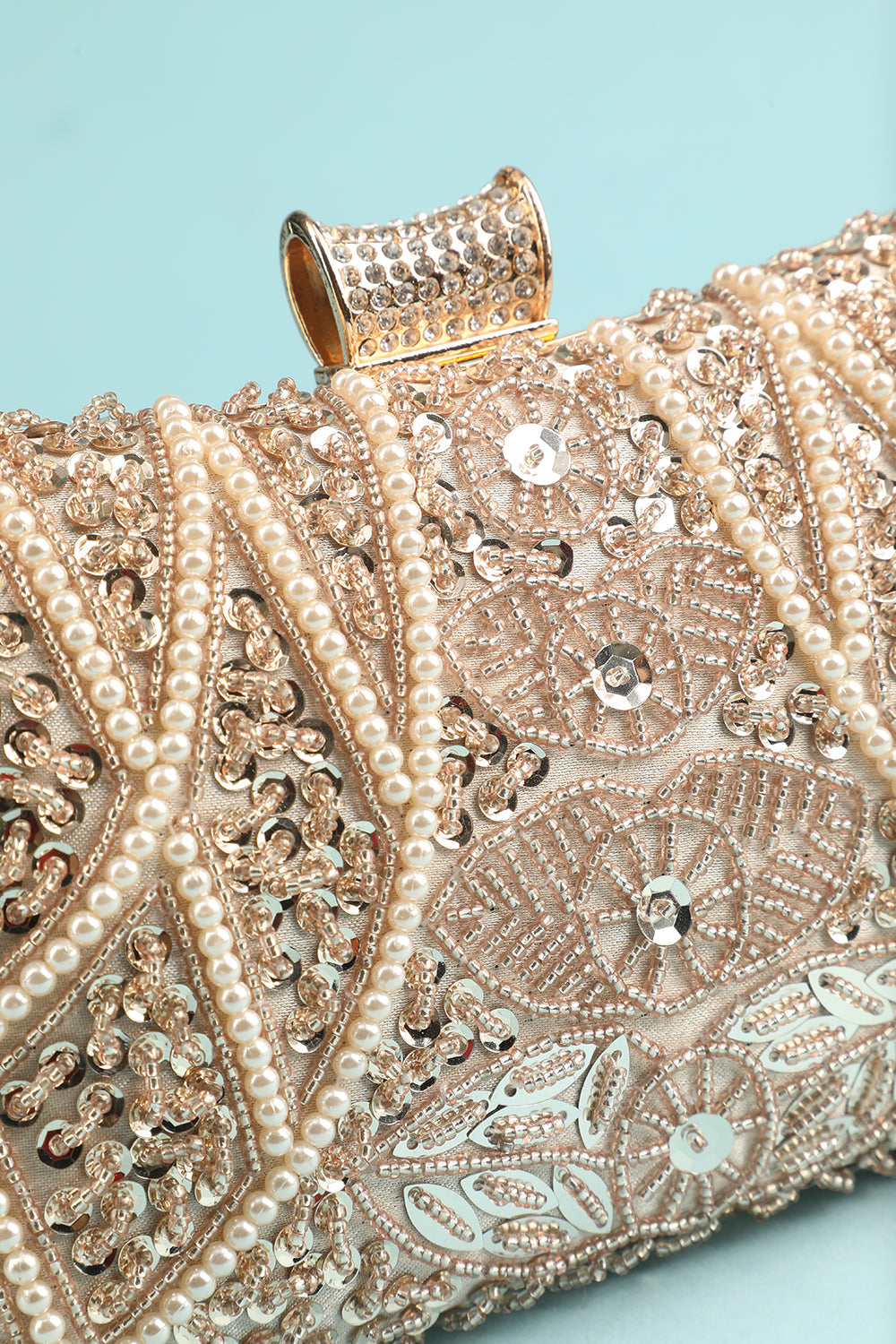 Reto Pearl Embroidery Handbag