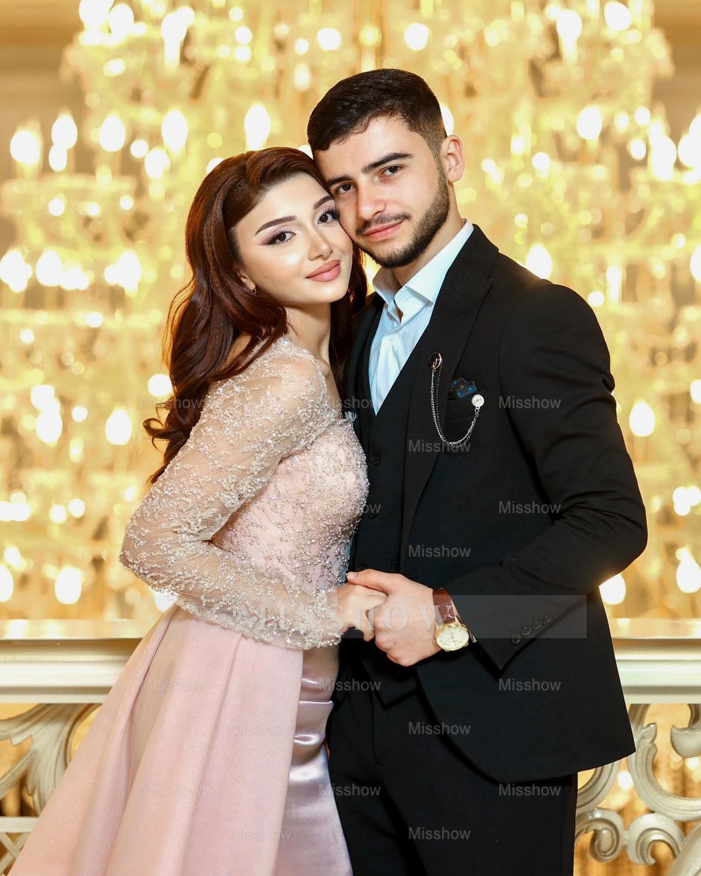 Romantic Pink Square Long-Sleeve Mermaid Evening Dress with Detachable Train