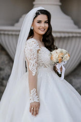 Romantic Sweetheart Long Sleeve Lace Ball Gown Satin Wedding Dresses With Appliques