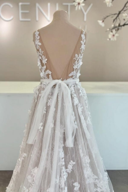 Romantic White A-Line V-Neck Sleeveless Backless Lace Cathedral Train Long Tulle Wedding Dresses