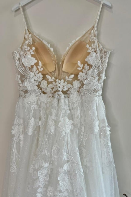Romantic White Sweetheart Spaghetti Strap A-Line Sleeveless Lace Long Tulle Wedding Dresses With Appliques