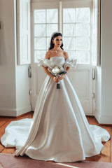 Romantic White A-Line Strapless Sleeveless Sweep Train Simple Satin Wedding Dresses