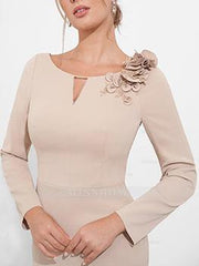 Scoop Neck Sheath/Column Dress for Mother of the Bride & Groom Featuring 3D Floral Details