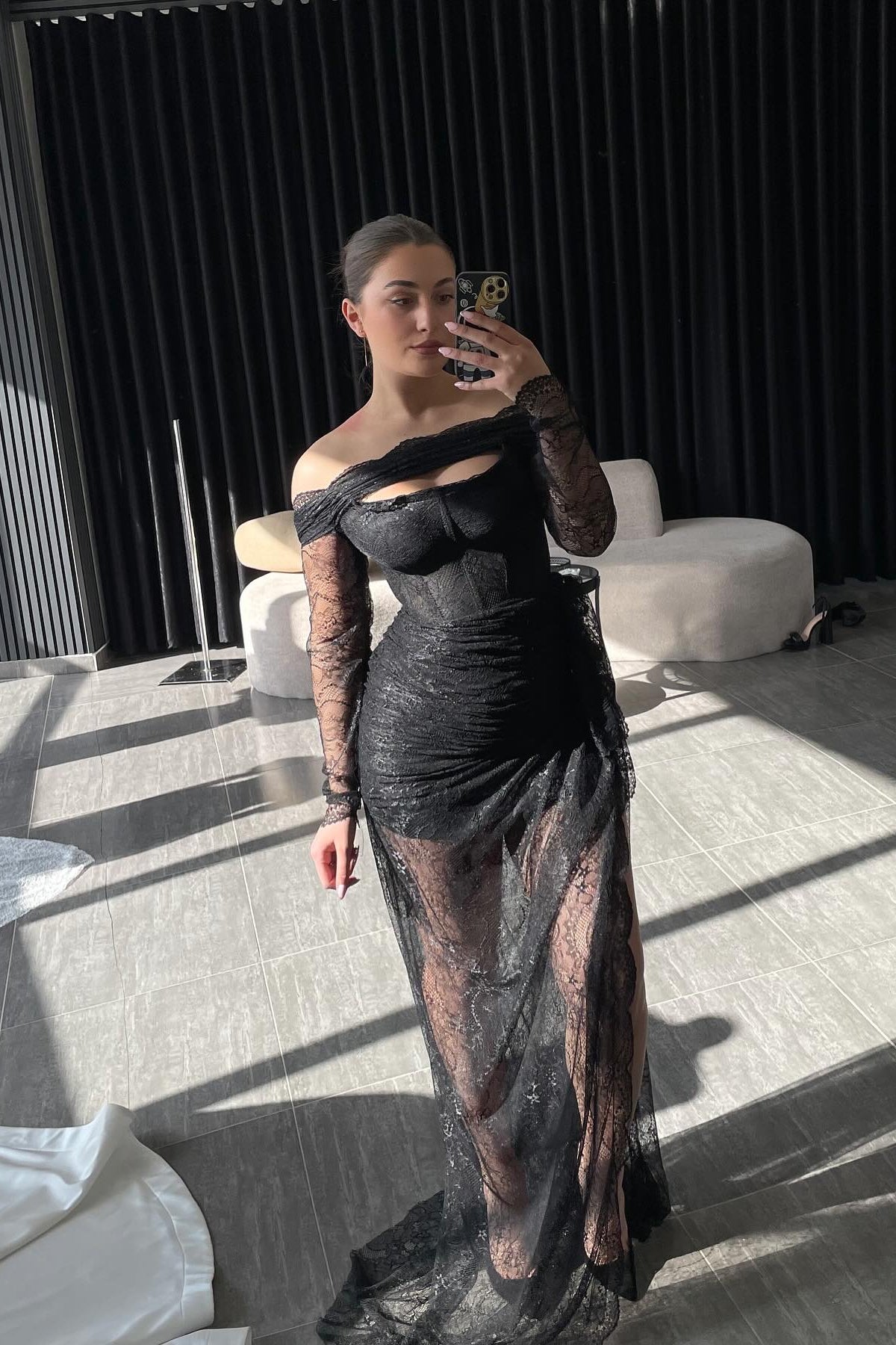 Sexy Black Off-The-Shoulder Long-Sleeve Column Evening Dress with Split