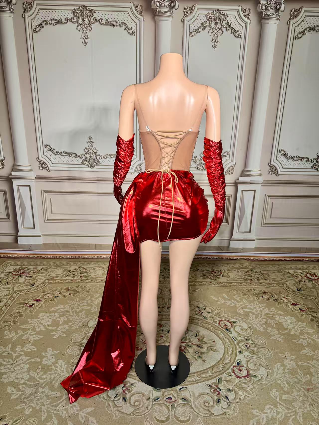 Sexy Red Sweetheart Beaded Sleeveless Panel Train Satin Short Evening Dresses With Rhinestones