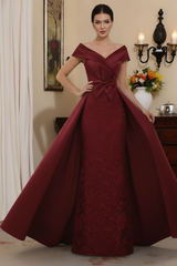 Sheath/Column Off-the-Shoulder Satin Mother of the Bride Dresses with Overskirt Sleeveless Floor-Length Lace Bowknot