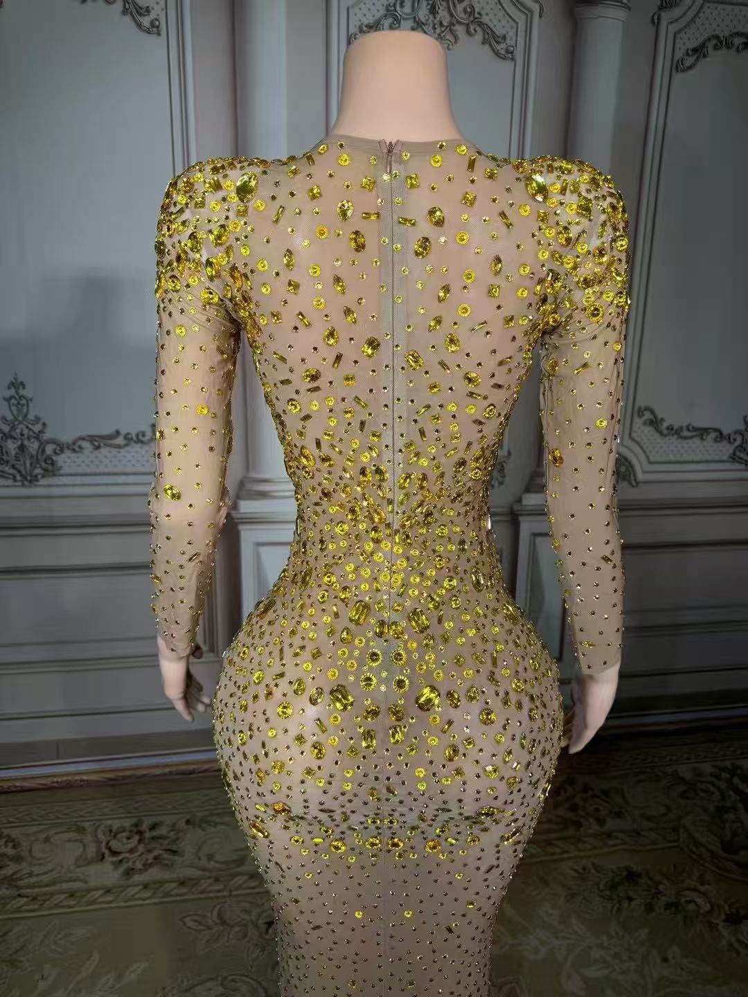 Shining Gold Sweetheart Column Beaded Long Sleeve Floor-Length Tulle Evening Dresses With Rhinestones