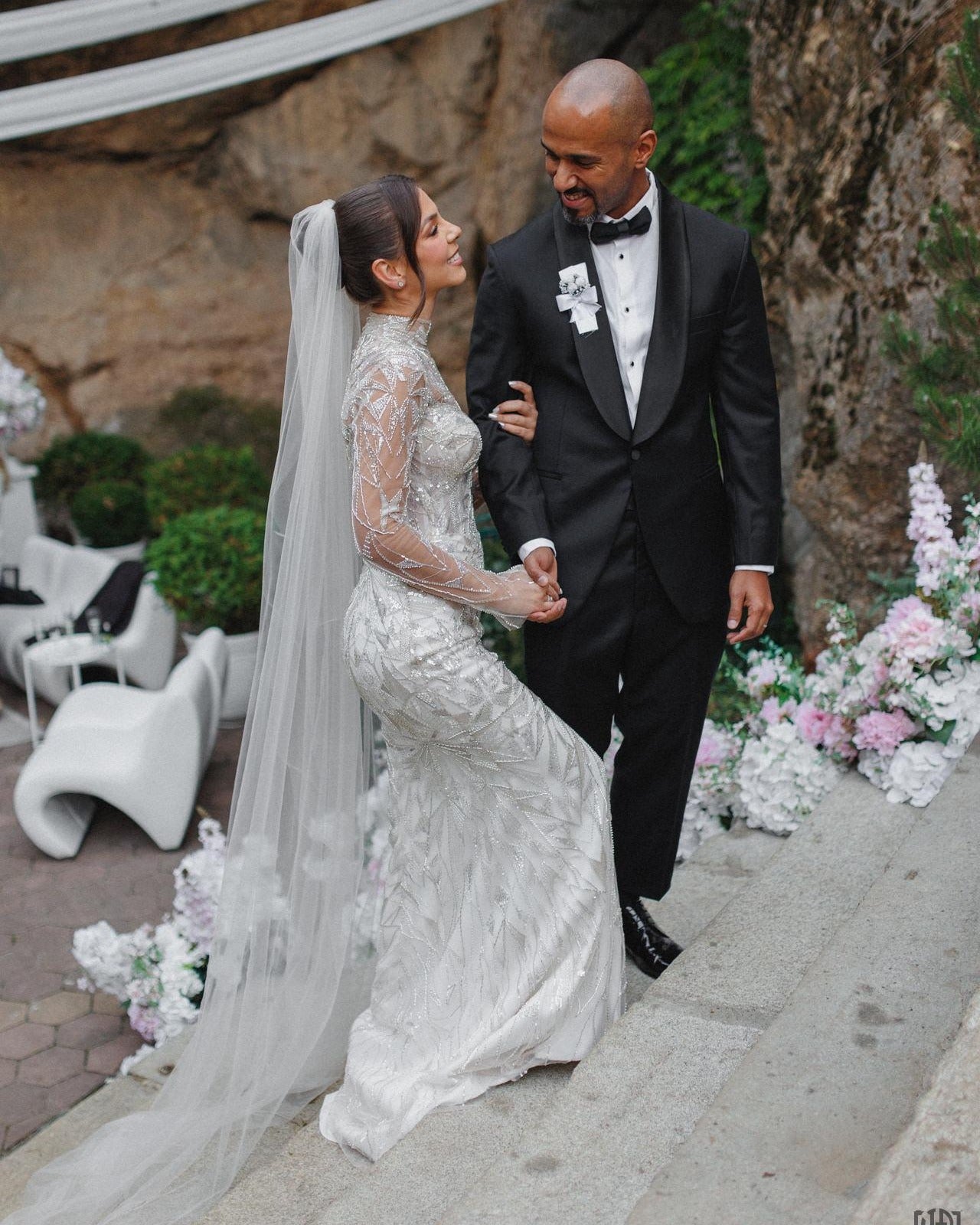 Shining White Mermaid High-Neck Long Sleeves Beaded Sweep Train Tulle Wedding Dress With Sequins