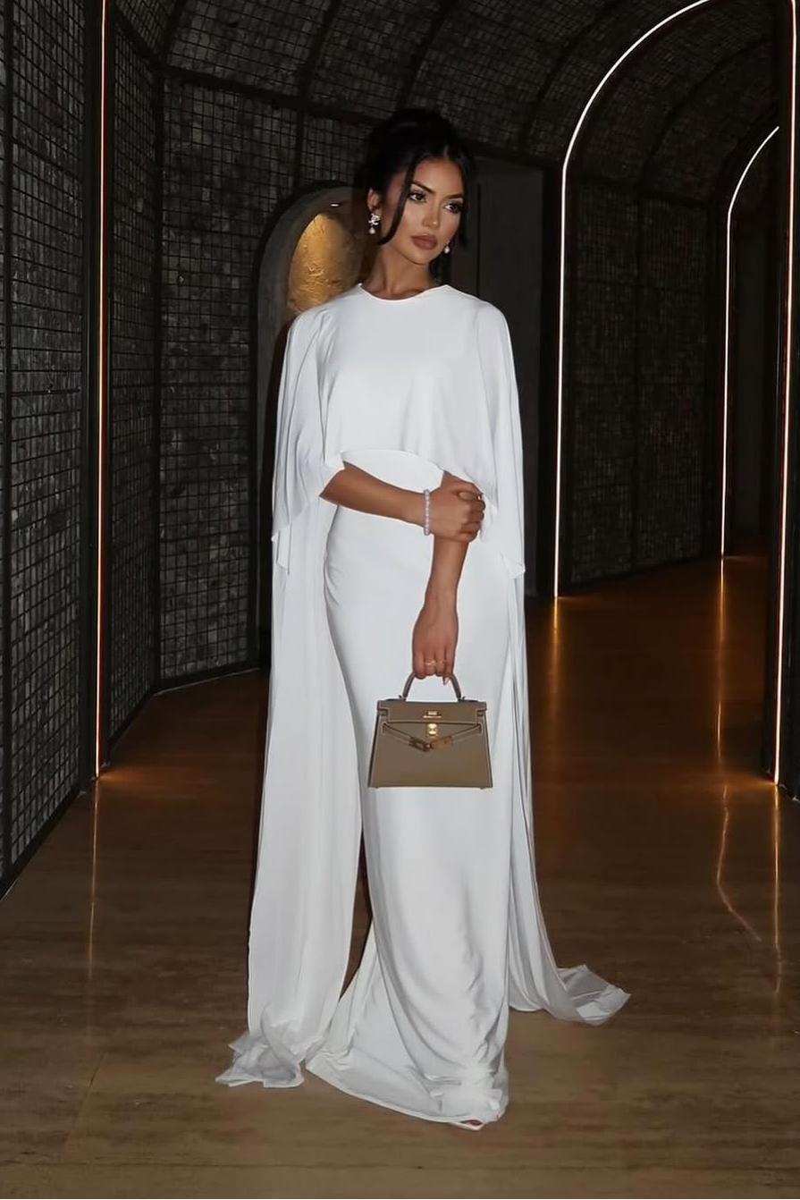 Shinning White Sleeveless Pleated Long Formal Dress With Shawl