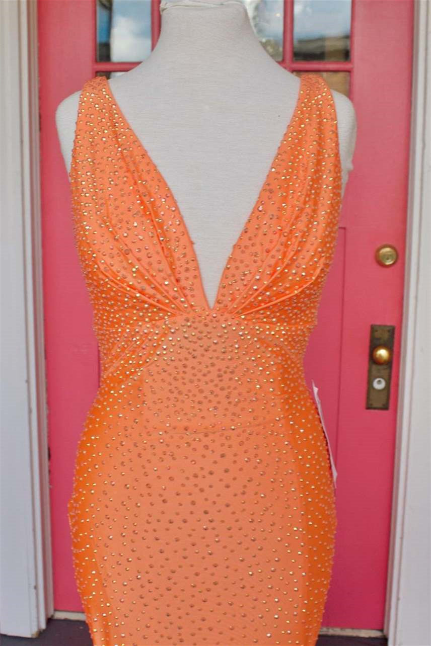 Simple Deep V-Neck Sleeveless Backless Long Mermaid Formal Dress with Appliques