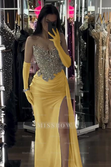 Sophisticated White Sleeveless Strapless Beaded Split Formal Dress With Gloves