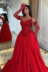 Spaghetti Strap Sweetheart Scallop Lace Rhinestone Beading Corset Satin Ball Gown Prom Dress Lace-Up Back Sweep Train Floor Length