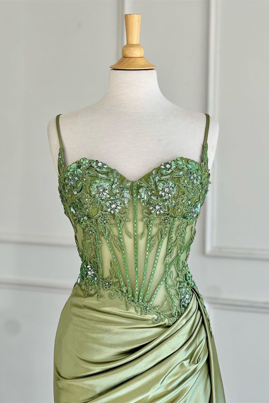 Spaghetti Straps Sweetheart Lace Appliqué Rhinestone Corset Ruching Satin Mermaid Prom Dress Lace-Up Back Side Slit Sweep Train