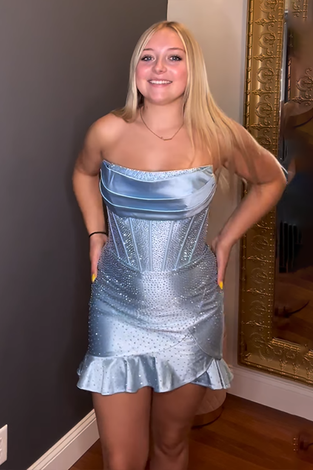 Sparkly Fuchsia Tight Strapless Short Corset Homecoming Dress with Beading