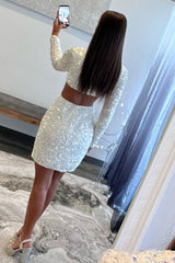 Sparkly Sheath Deep V Neck White Sequins Short Homecoming Dress with Keyhole
