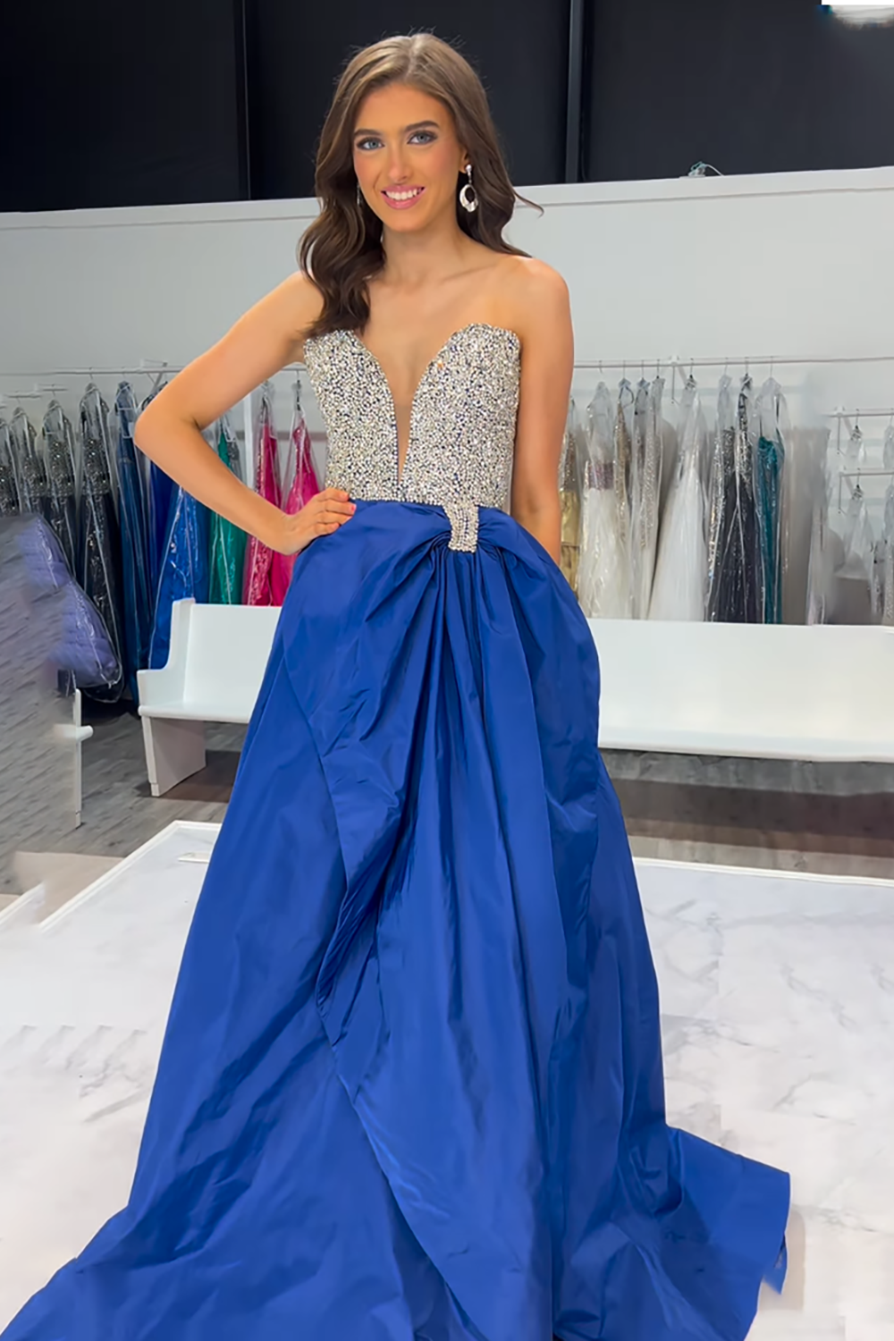 Royal blue sweetheart beaded ball gown prom dress