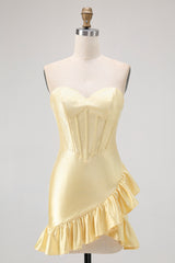 Sparkly Yellow Tight Sweetheart Short Corset Homecoming Dress with Beading