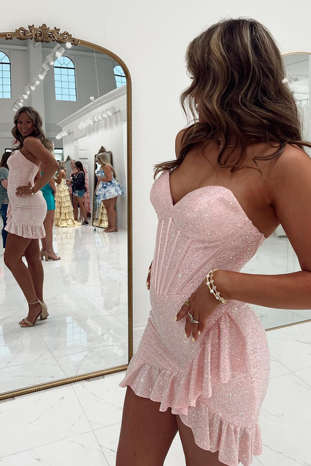 Sparkly Yellow Tight Sweetheart Short Corset Homecoming Dress with Beading