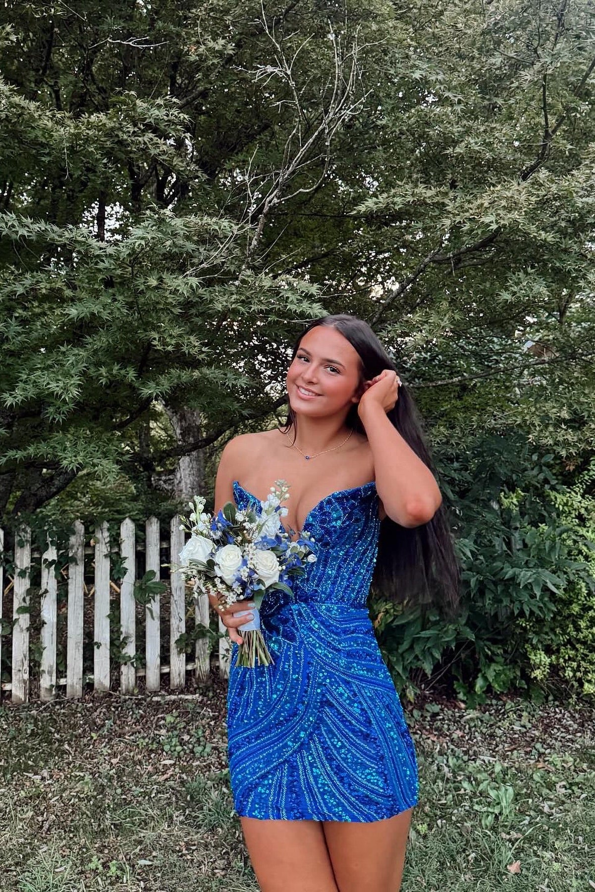 Strapless Deep V-Neck Sequin Rhinestone Embroidered Ruched Twist Waist Bodycon Homecoming Dress Mini