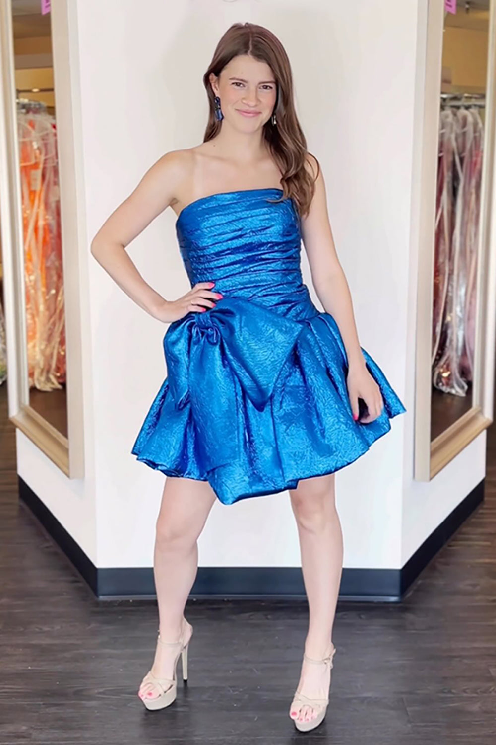 Strapless Iridescent Satin Ruched Oversized Bow Flared A-Line Homecoming Dress Mini
