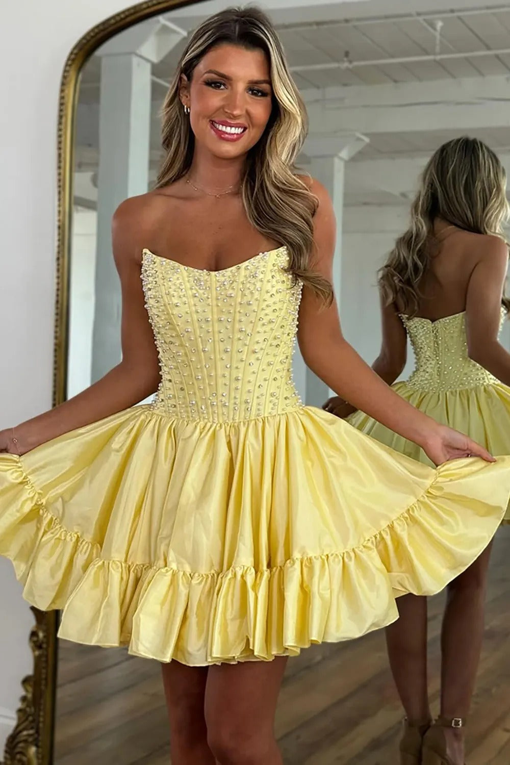 Strapless Pearl Beading Boned Corset Tiered Ruffle A-Line Homecoming Dress Mini