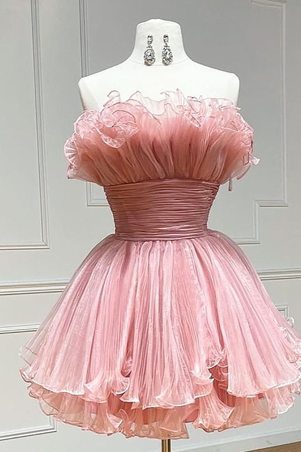 Strapless Ruffle Neckline Glitter Pleated Tulle Wide Waistband Tiered Ruffle Hem Flared A-Line Short Homecoming Dress