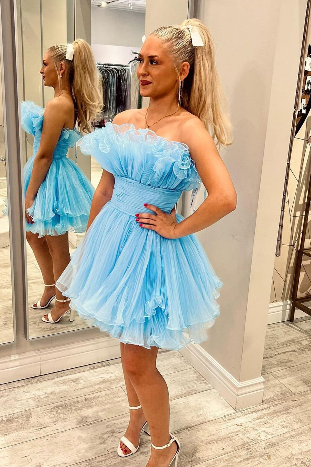 Strapless Ruffle Neckline Glitter Pleated Tulle Wide Waistband Tiered Ruffle Hem Flared A-Line Short Homecoming Dress
