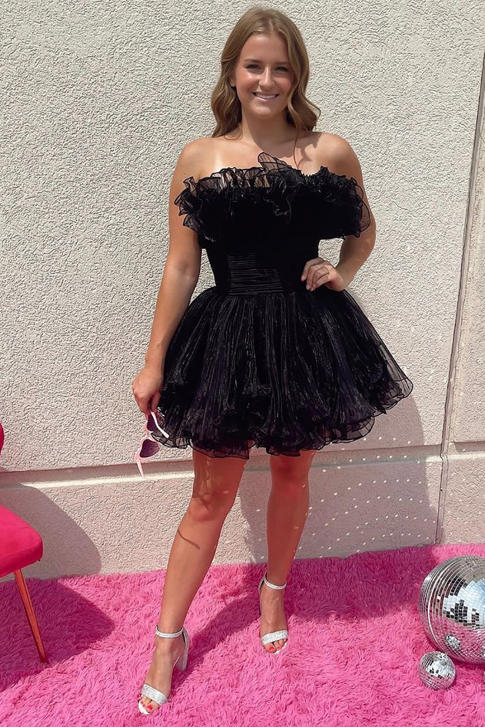 Strapless Ruffle Neckline Glitter Pleated Tulle Wide Waistband Tiered Ruffle Hem Flared A-Line Short Homecoming Dress