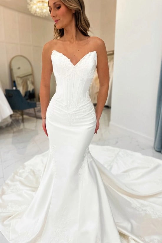 Strapless Scalloped Sweetheart Pearl Boning Corset Detachable Side Bow Overskirt Cathedral Train Fitted Mermaid Wedding Dress
