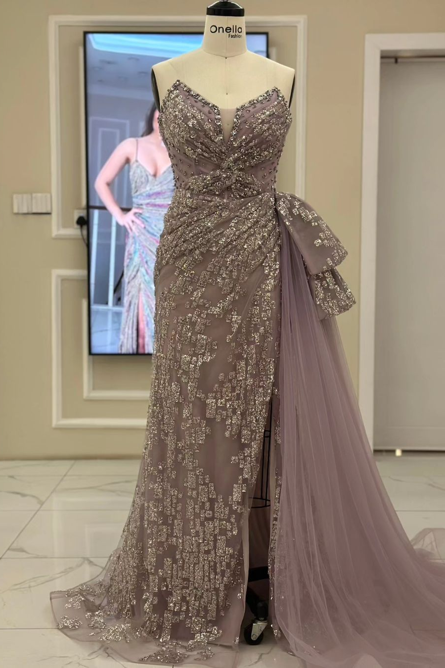 Strapless Sleeveless Beadings Tulle Pleated Long Formal Dress With Split