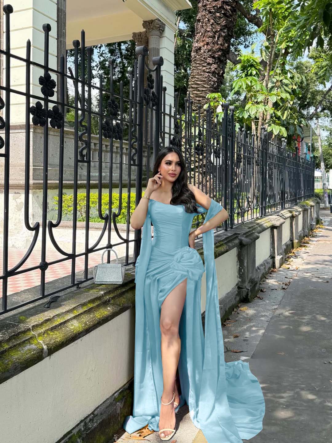 Strapless Sleeveless Long Mermaid Formal Dress With Split Pleated