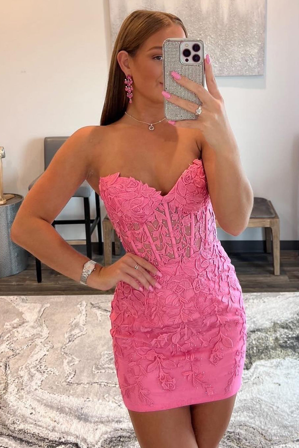 Pink sweetheart applique bodycon homecoming dress