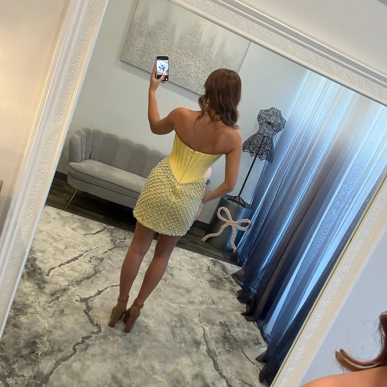Strapless V-Cut Waist Ruched Satin Boned Corset Pearl Beading Bodycon Homecoming Dress Mini