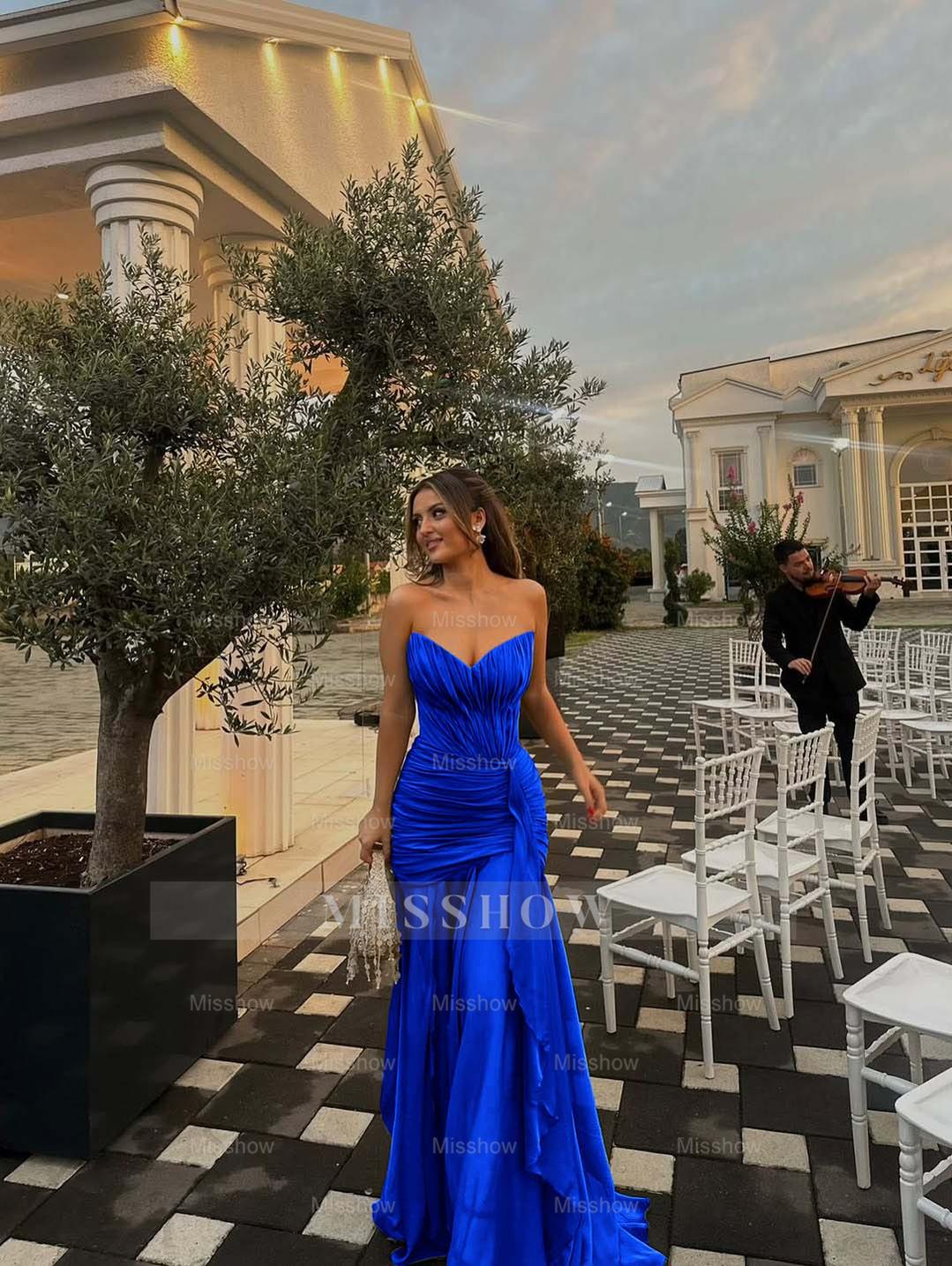 Strapless V Neck Sleeveless Long Formal Dress With Pleated Ruffle