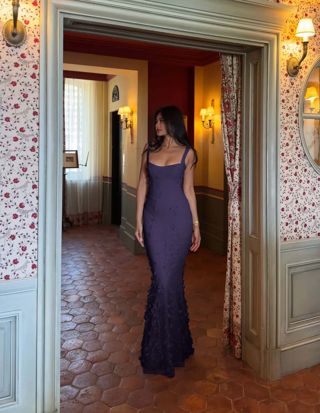 Straps Sleeveless Long Mermaid Formal Dress With Appliques Pleated